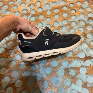 On clouds navy Sneakers